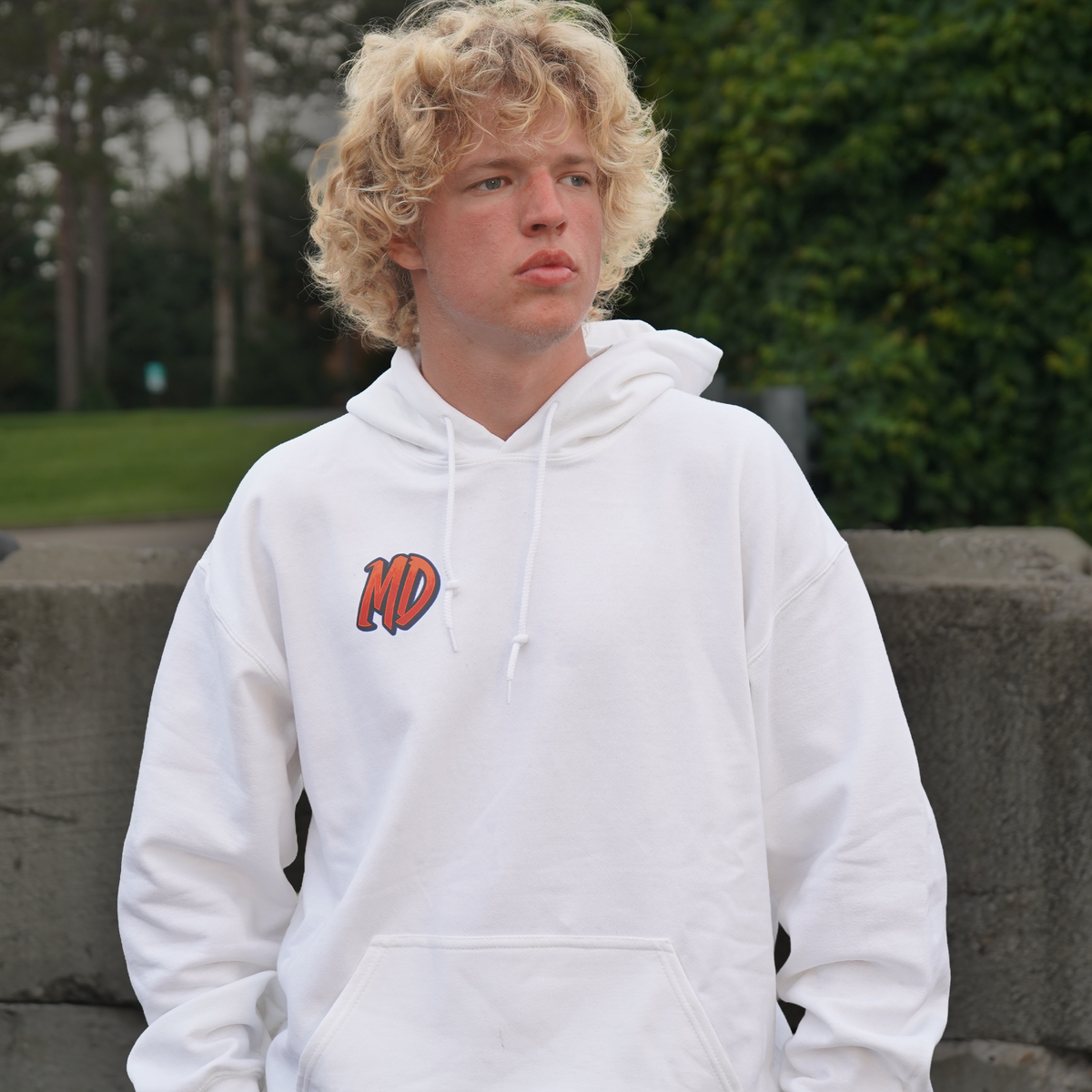 Skate or Die Hoodie-white